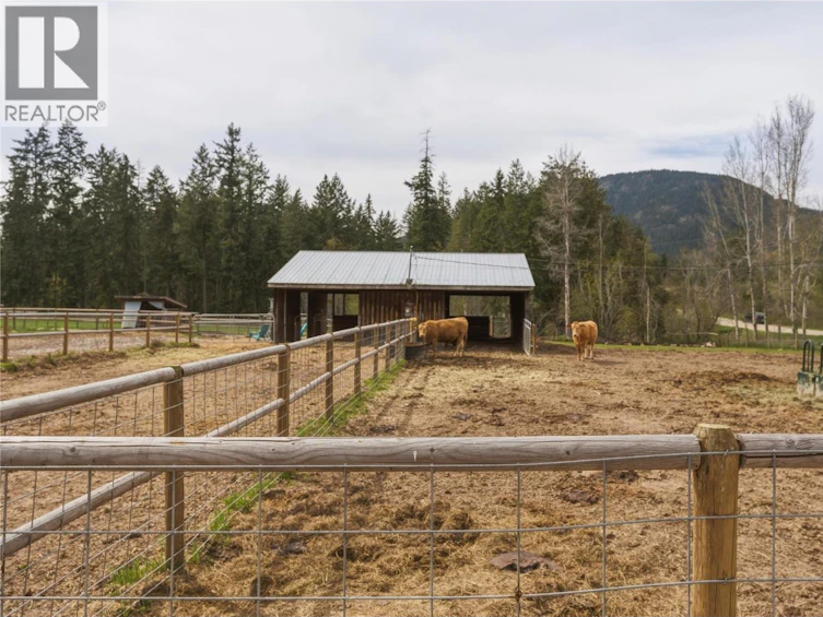 5271 Pyott Road, Armstrong, BC, V4Y 0M6 - 47