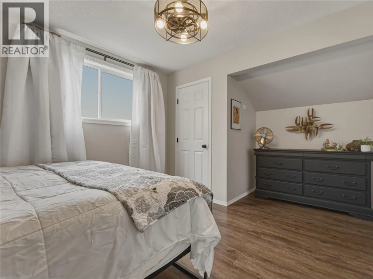 5271 Pyott Road, Armstrong, BC, V4Y 0M6 - 34