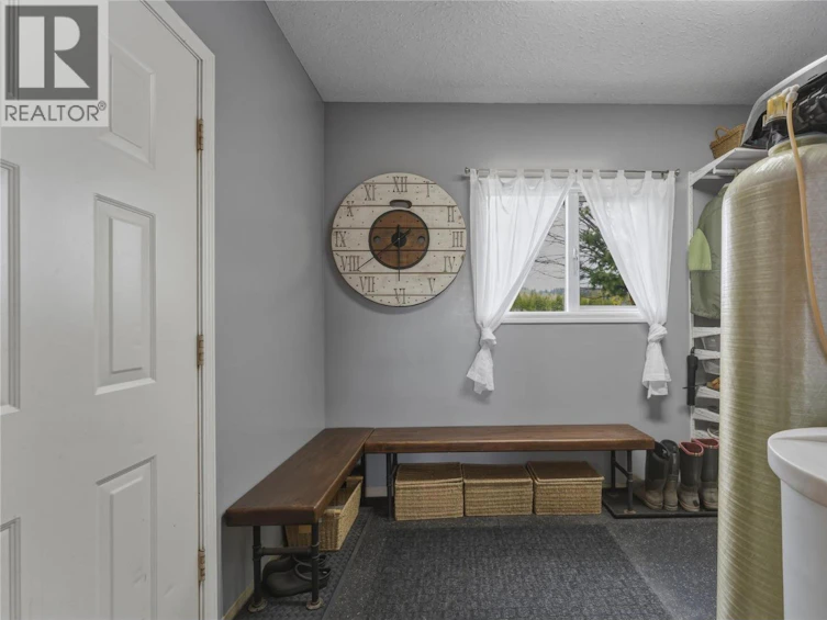 5271 Pyott Road, Armstrong, BC, V4Y 0M6 - 10