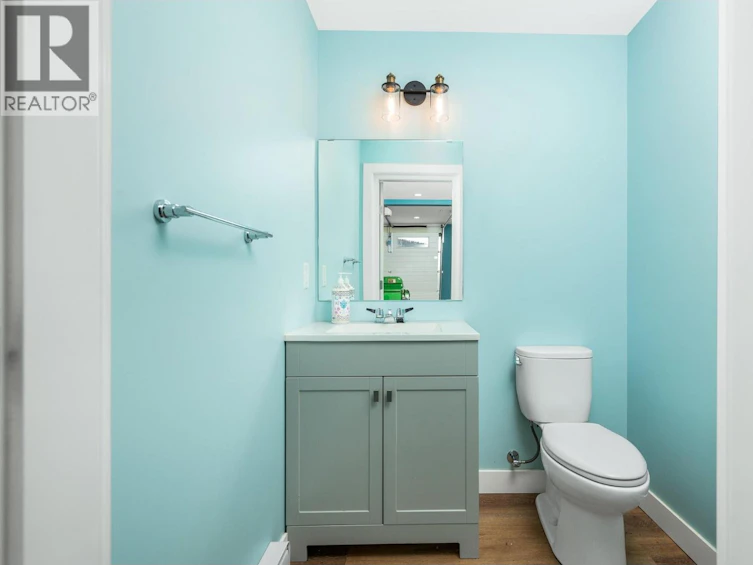 8000 Bench Row Road, Vernon, BC, V1H 1H3 - 64