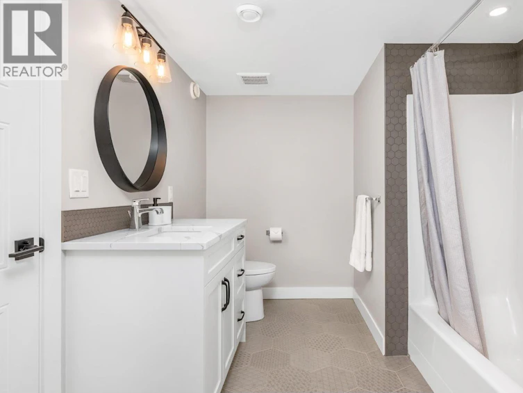 8000 Bench Row Road, Vernon, BC, V1H 1H3 - 54