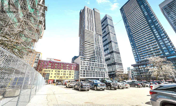 3512-251 Jarvis Street