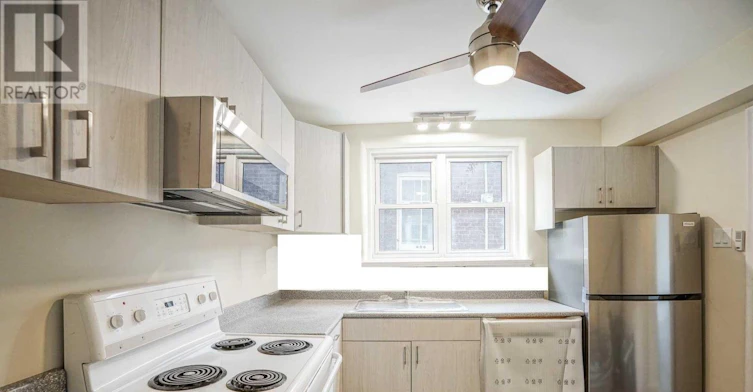 1-295 Indian Grove E, Toronto, ON, M6P 2H6 - 5