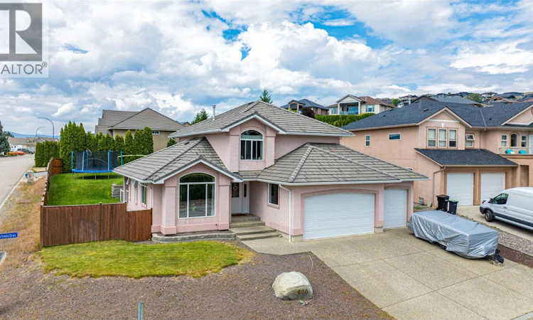 400 Fortress Crescent