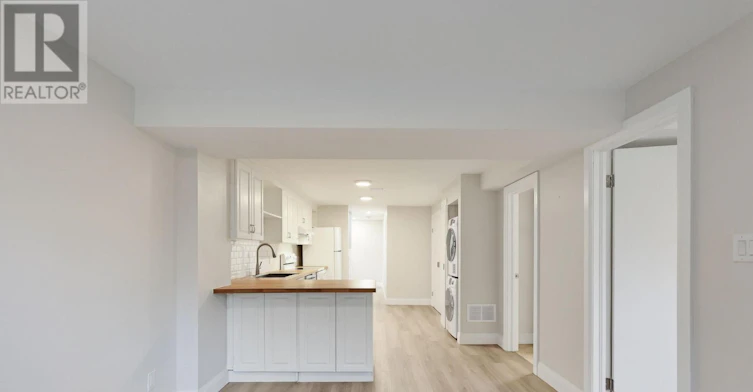 LOWER-242 Acton Avenue, Toronto, ON, M3H 4J1 - 10