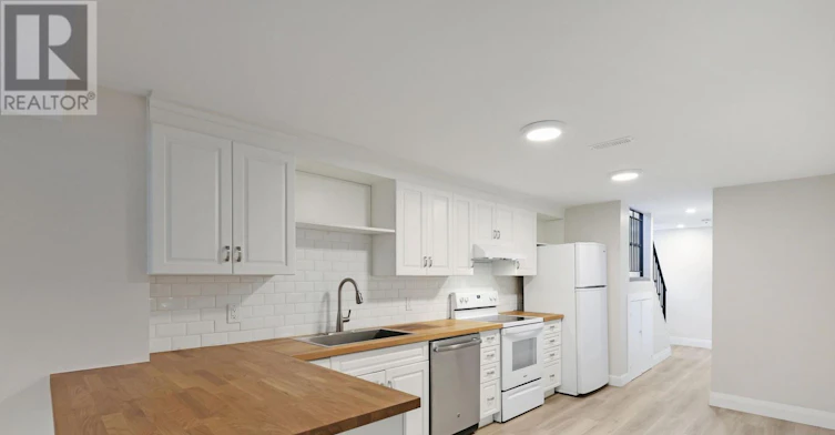 LOWER-242 Acton Avenue, Toronto, ON, M3H 4J1 - 9