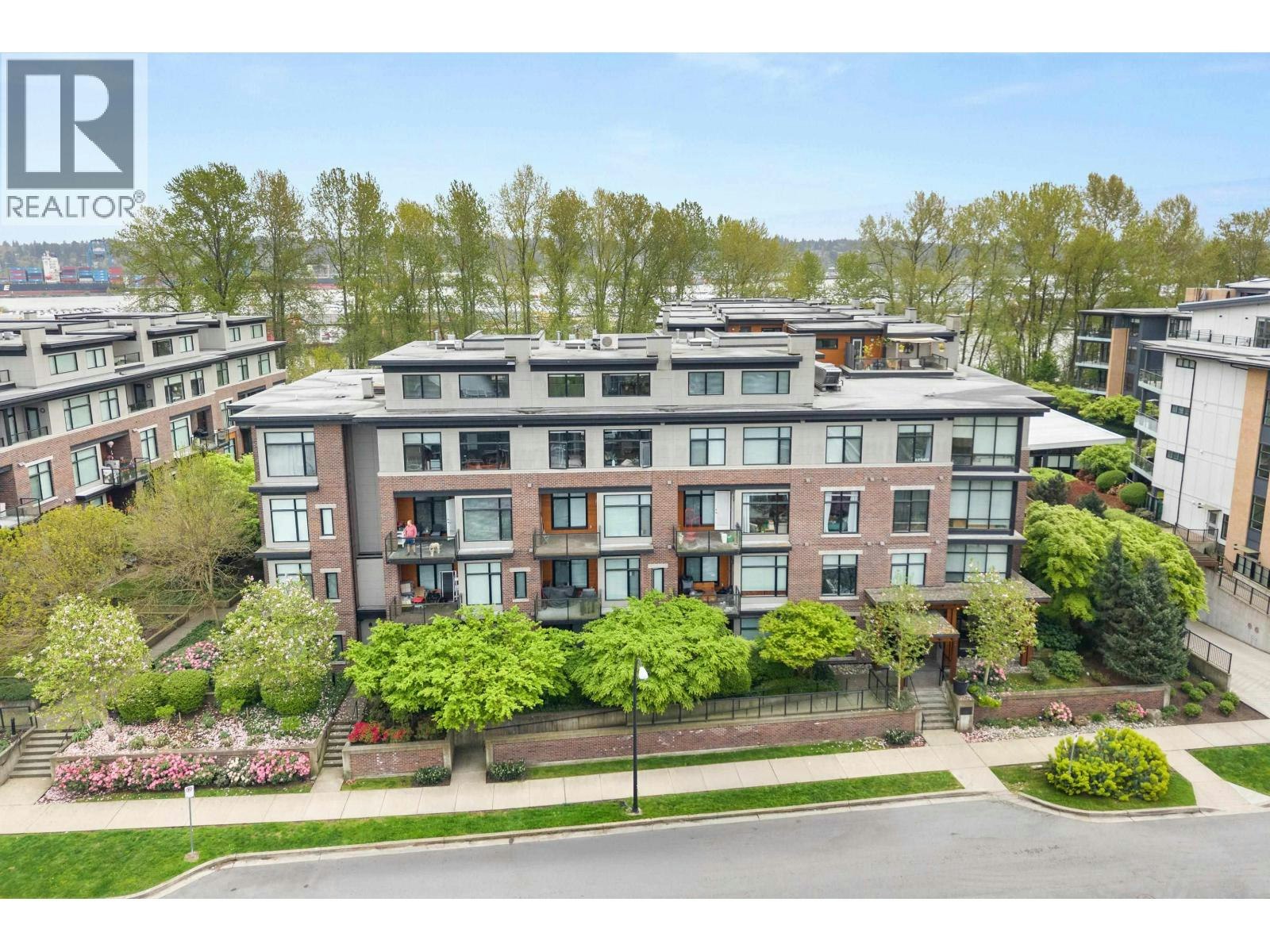 414-262 Salter Street, New Westminster, BC, V3M 0J6