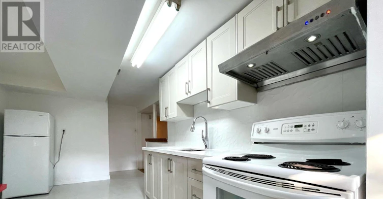 BSMT-3264 Fieldgate Drive, Mississauga, ON, L4X 2H7 - 7