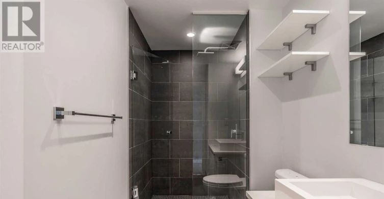 806-111 Bathurst Street, Toronto, ON, M5V 2R1 - 12
