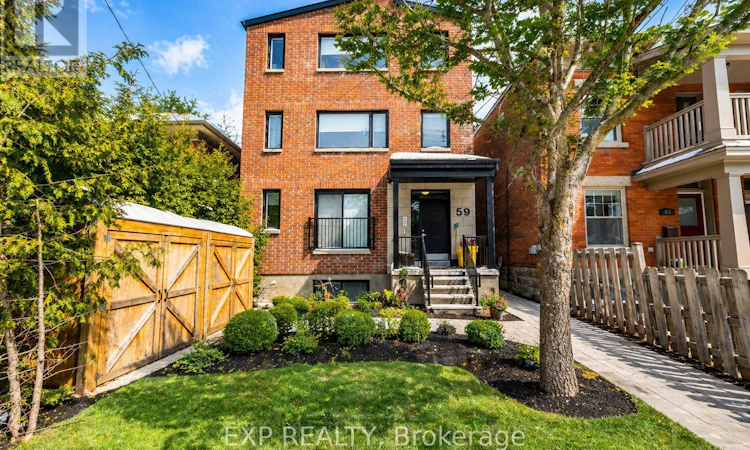 59 Concord Street N