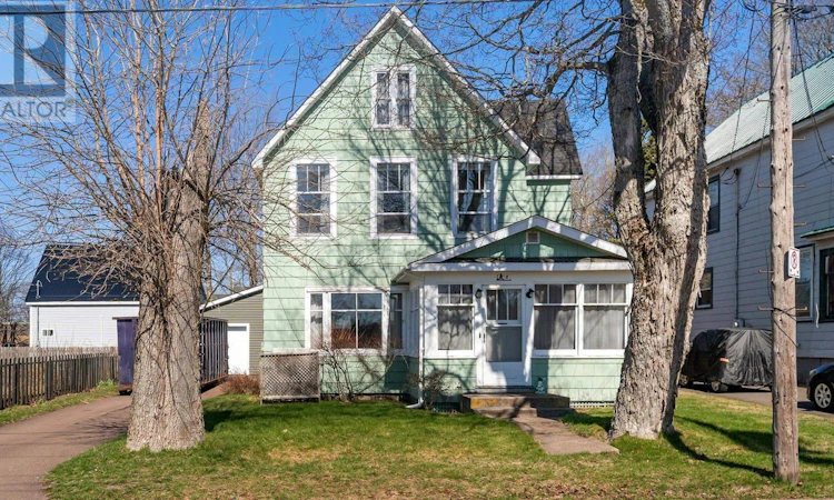 8 Robie Street