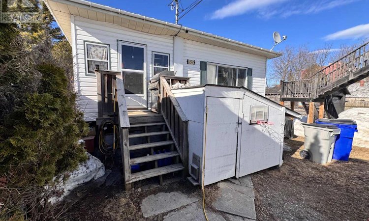 132 Bruce Avenue