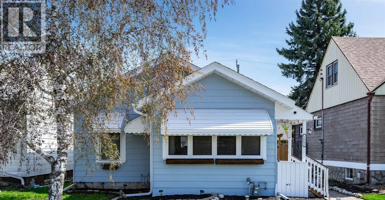 1062 Lena Avenue, Windsor, ON, N9C 3K4