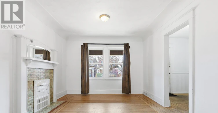 115 Kensington Avenue N, Hamilton, ON, L8L 7N3 - 3