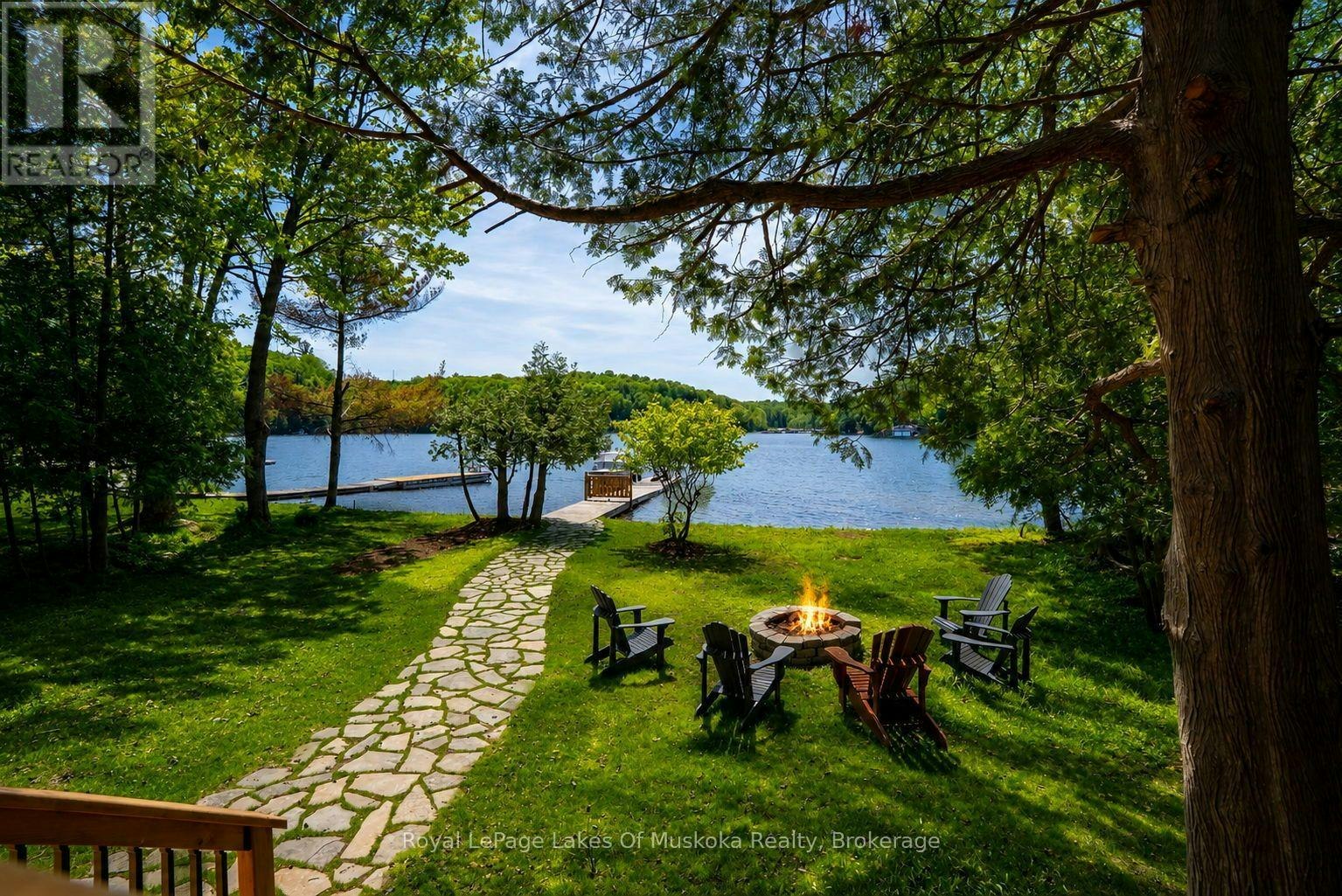 21 Beaumont Bay Road, Muskoka Lakes, ON, P0B 1M0