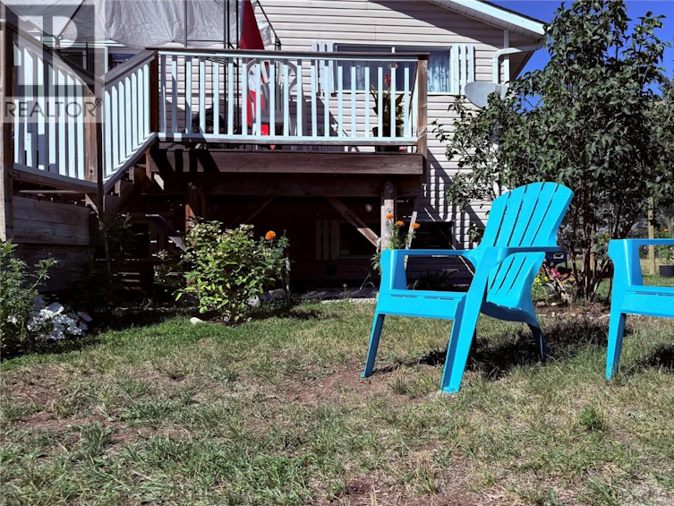 654 Sixth Avenue, Midway, BC, V0H 1M0 - 9