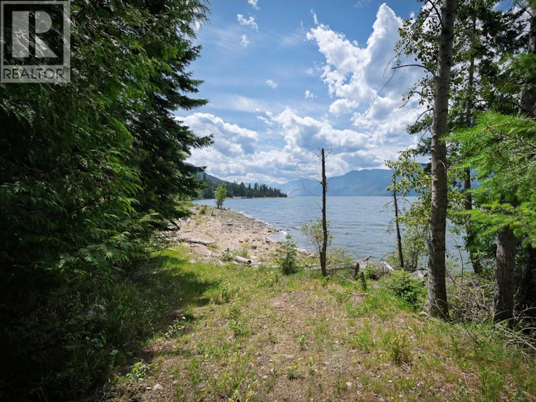 13635 3a Highway, Boswell, BC, V0B 1A4 - 9