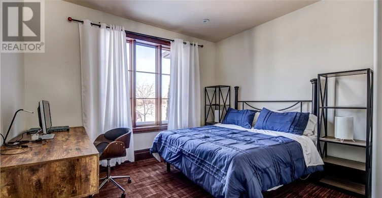 12 Windrose Valley Boulevard, Clearview, ON, L9Y 0K2 - 17