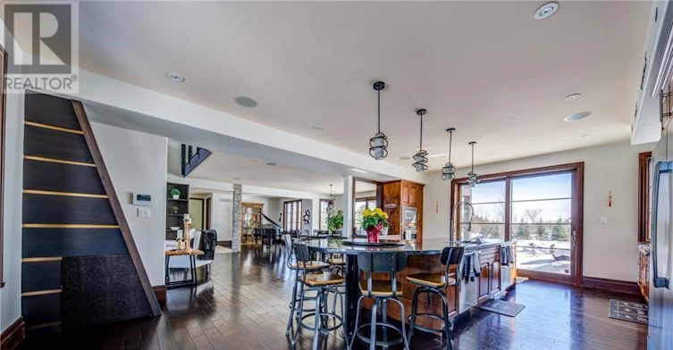 12 Windrose Valley Boulevard, Clearview, ON, L9Y 0K2 - 14