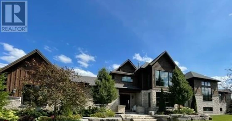 12 Windrose Valley Boulevard, Clearview, ON, L9Y 0K2