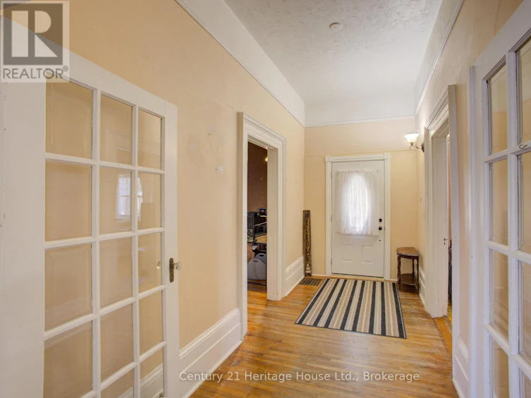 221 Lambton Street E, West Grey, ON, N0G 1R0 - 9