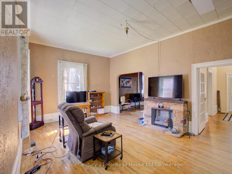 221 Lambton Street E, West Grey, ON, N0G 1R0 - 15