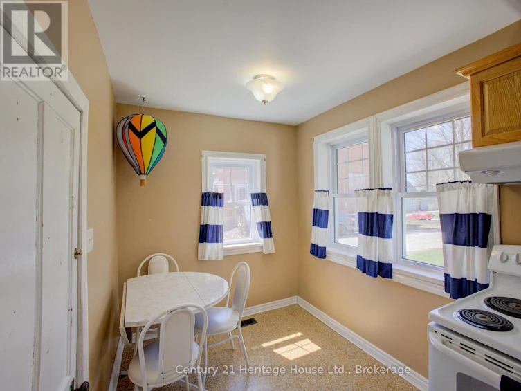 221 Lambton Street E, West Grey, ON, N0G 1R0 - 23
