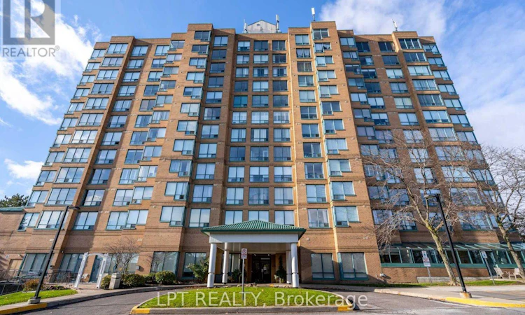 505-711 Rossland Road E