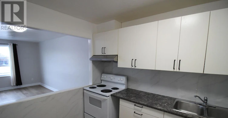 UPPER-2991 Islington Avenue, Toronto, ON, M9L 2K9 - 16