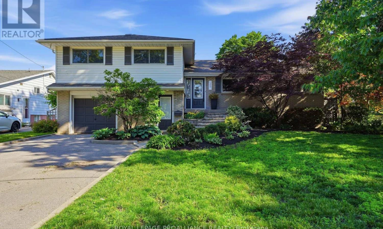 25 Southwood Crescent