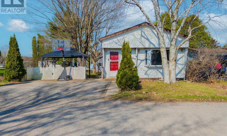 30 Berts Road