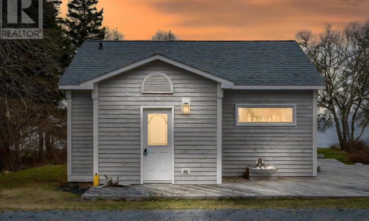 121 Carters Beach Road