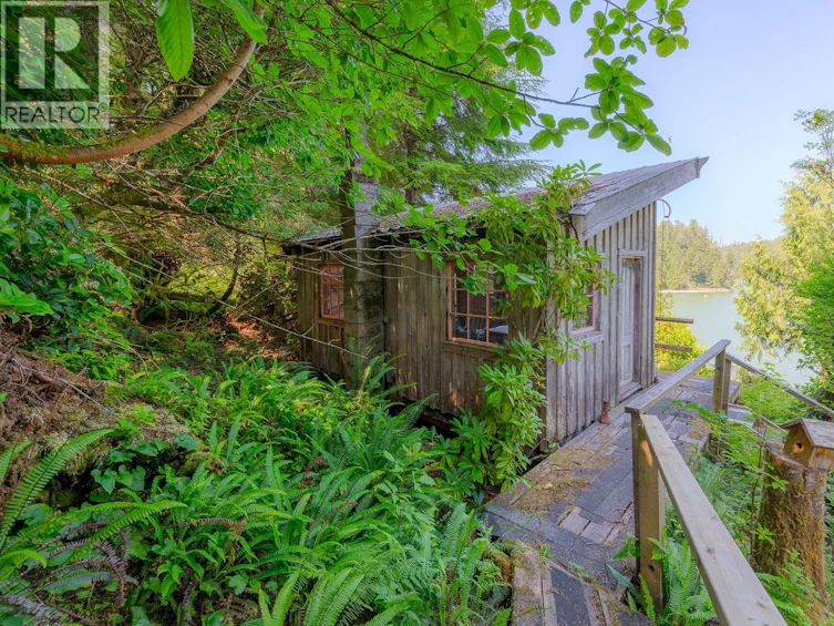 310 Tower Road, Bamfield, BC, V0R 1B0 - 22