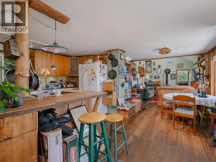 310 Tower Road, Bamfield, BC, V0R 1B0 - 9