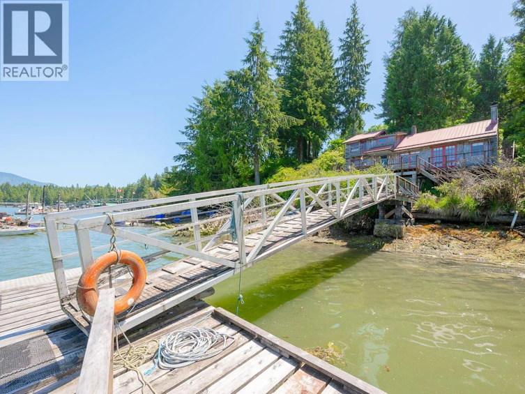 310 Tower Road, Bamfield, BC, V0R 1B0 - 2