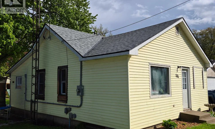 104 Stanley Street