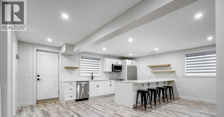 LOWER-241 Robinson Avenue, Essex, ON, N8M 0A8 - 2