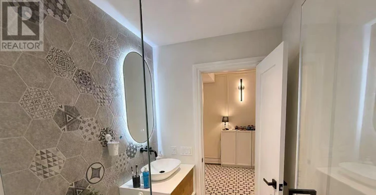 UPPER LEVEL-42 Fouracre Way, Aurora, ON, L4G 7W1 - 18