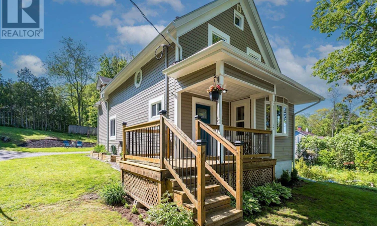 73 Chester Avenue
