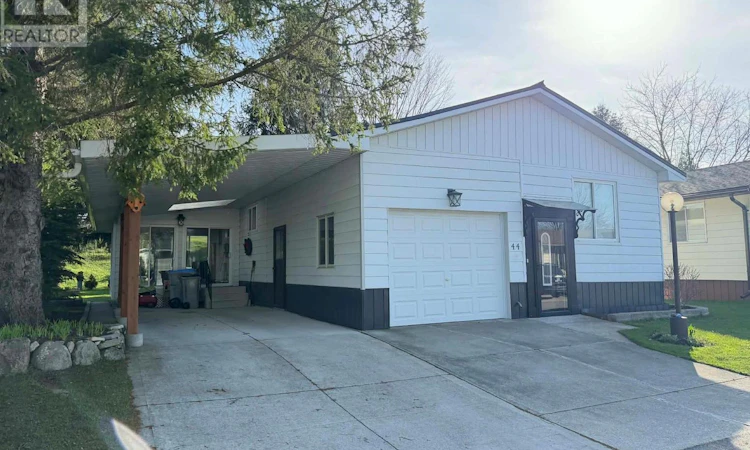 44 Briarwood Crescent