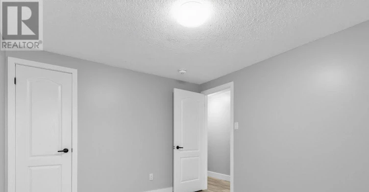 UPPER MAIN-59 Scott Crescent, Barrie, ON, L4N 4W2 - 13