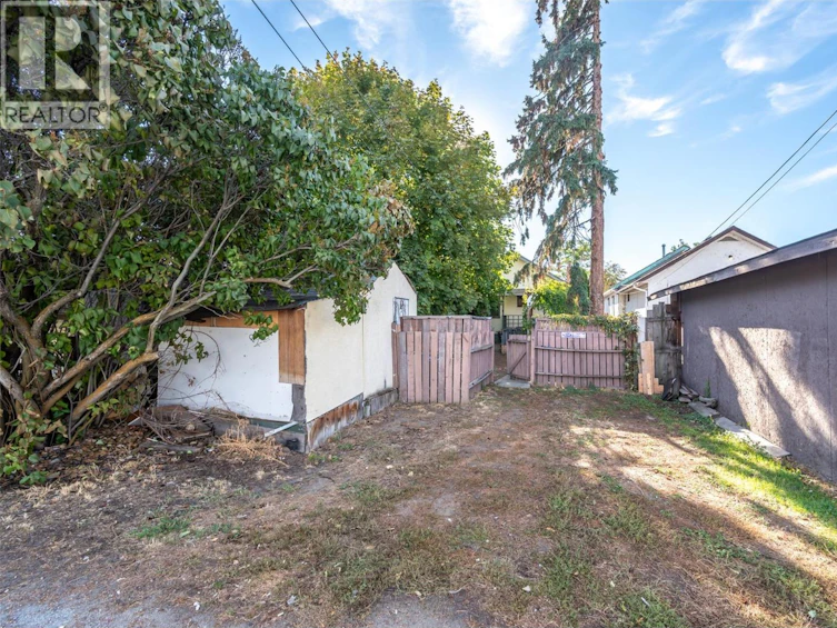 363 W Nanaimo Avenue, Penticton, BC, V2A 1N8 - 27