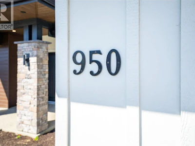 950 Mt Griffin Road - 4