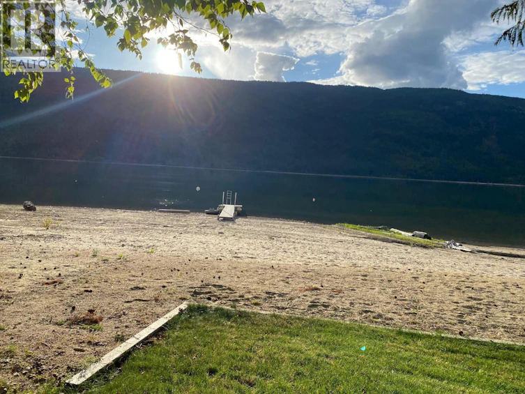 8558 97a Highway, Mara, BC, V0E 2K0 - 8