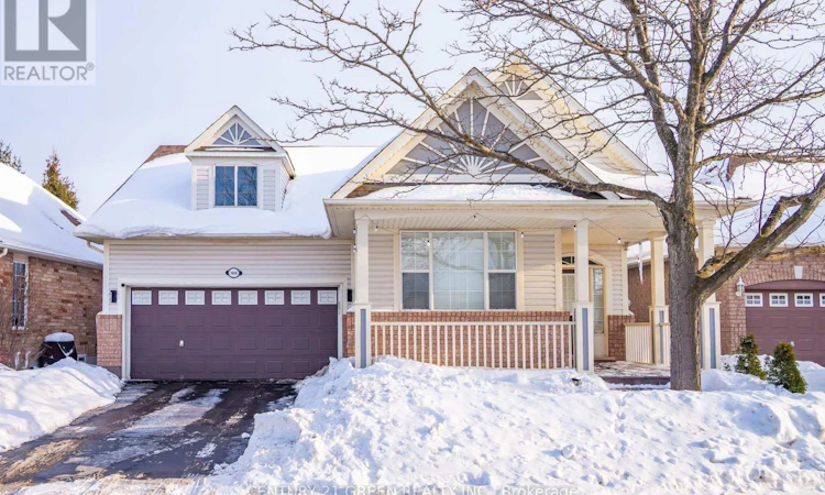 1666 Allan Crescent
