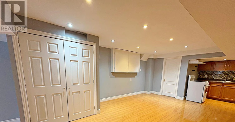 LOWER-91 Ridgeway Court, Vaughan, ON, L6A 2R5 - 2