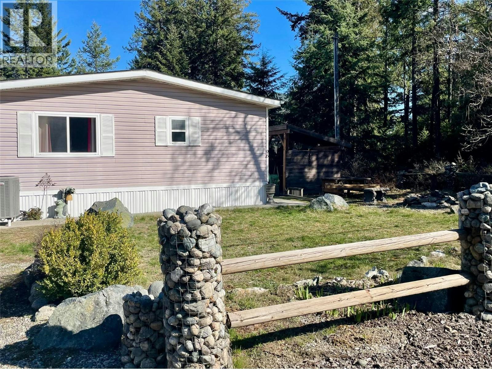 96 Chase Road, Christina Lake, BC, V0H 1E0