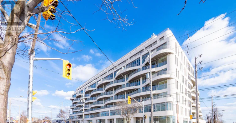 216-689 The Queensway, Toronto, ON, M8Y 1L1