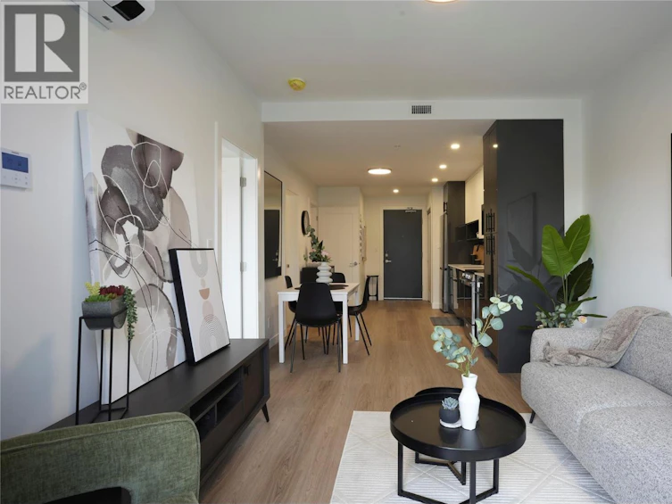 214-1380 Pridham Avenue, Kelowna, BC, V1Y 6B5