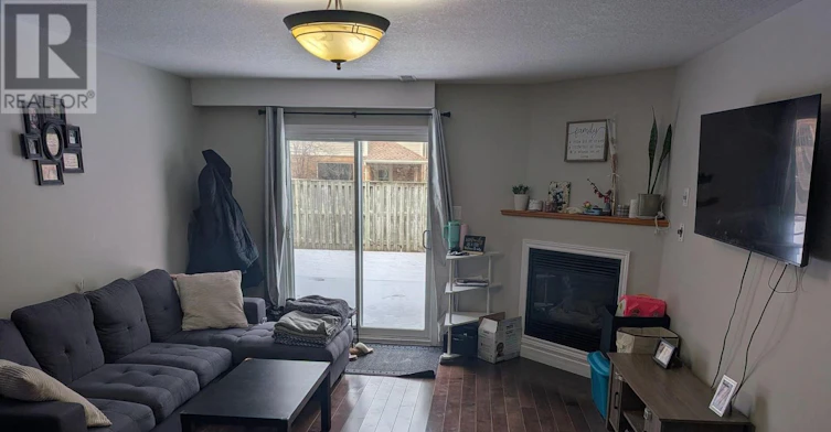 90 Penelope Drive, Kitchener, ON, N2N 3C5 - 2